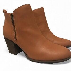 Lucky Brand Camel Tan Leather Ankle Booties
